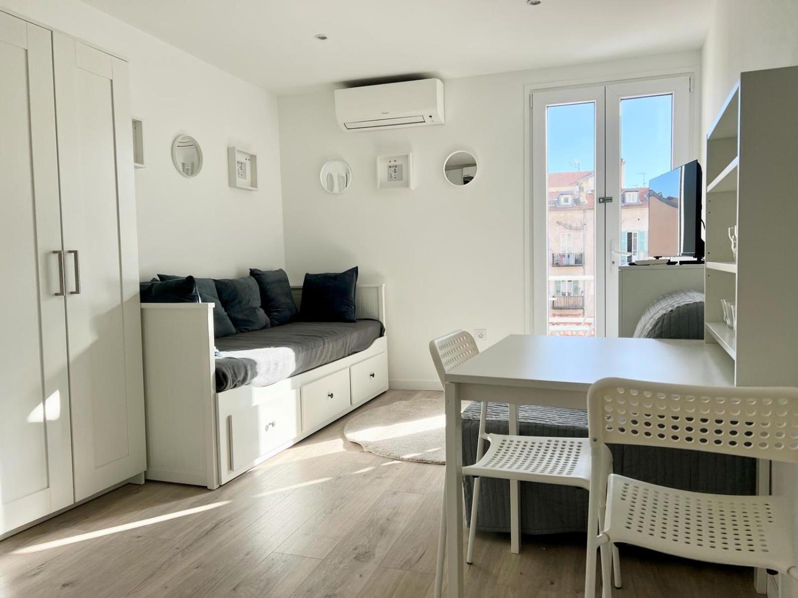 Studio Moderne Renove Avec Balcon Nice Exterior photo