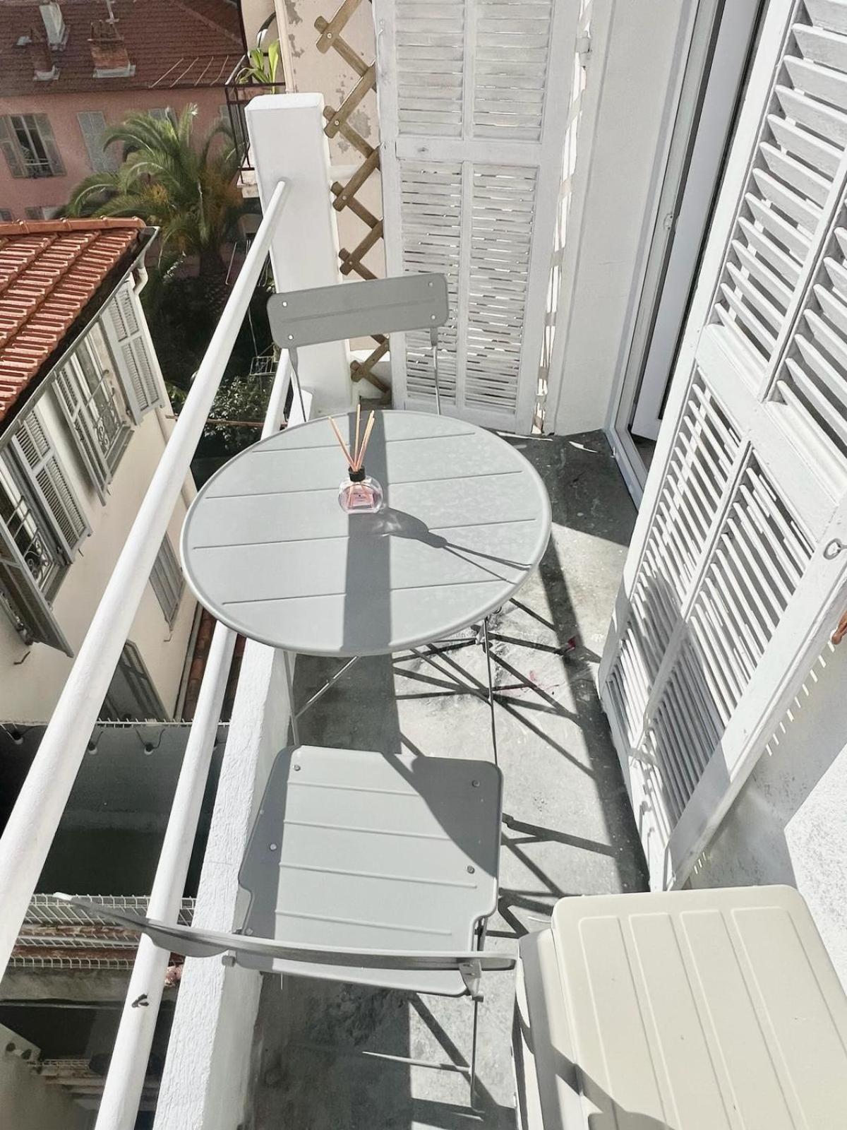 Studio Moderne Renove Avec Balcon Nice Exterior photo